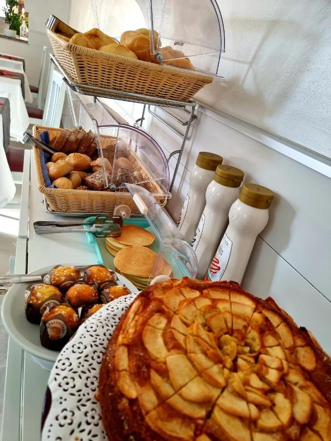 Hotel Orchidea Lignano Sabbiadoro Ngoại thất bức ảnh