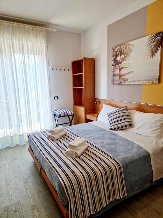 Hotel Orchidea Lignano Sabbiadoro Ngoại thất bức ảnh