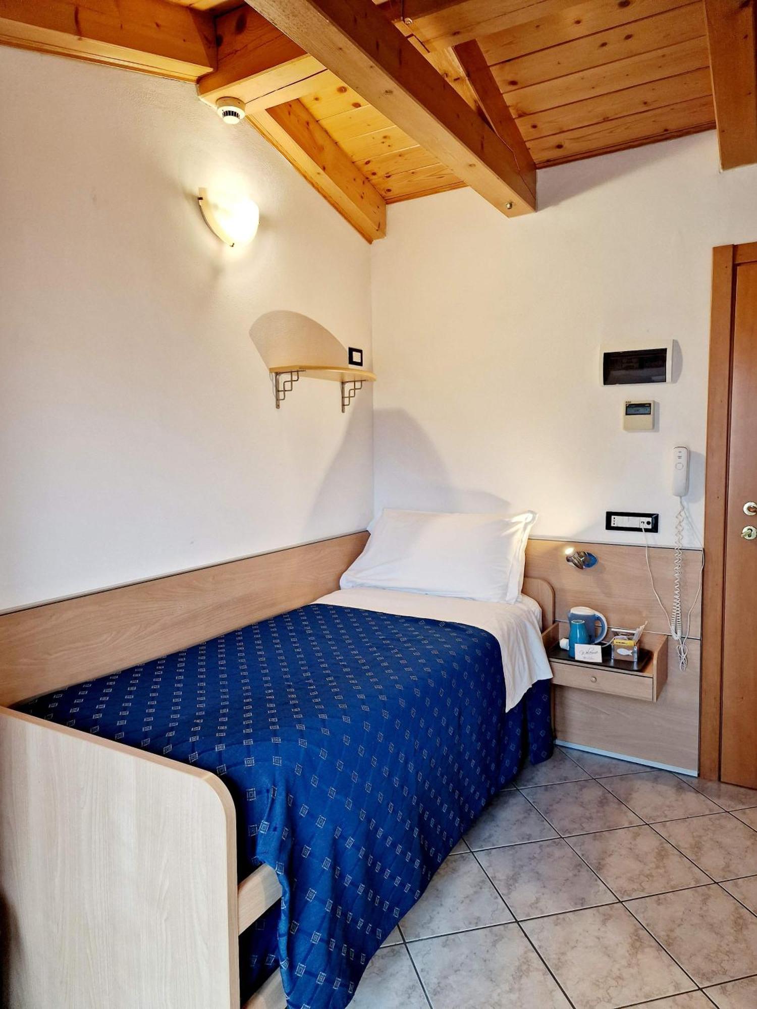 Hotel Orchidea Lignano Sabbiadoro Ngoại thất bức ảnh