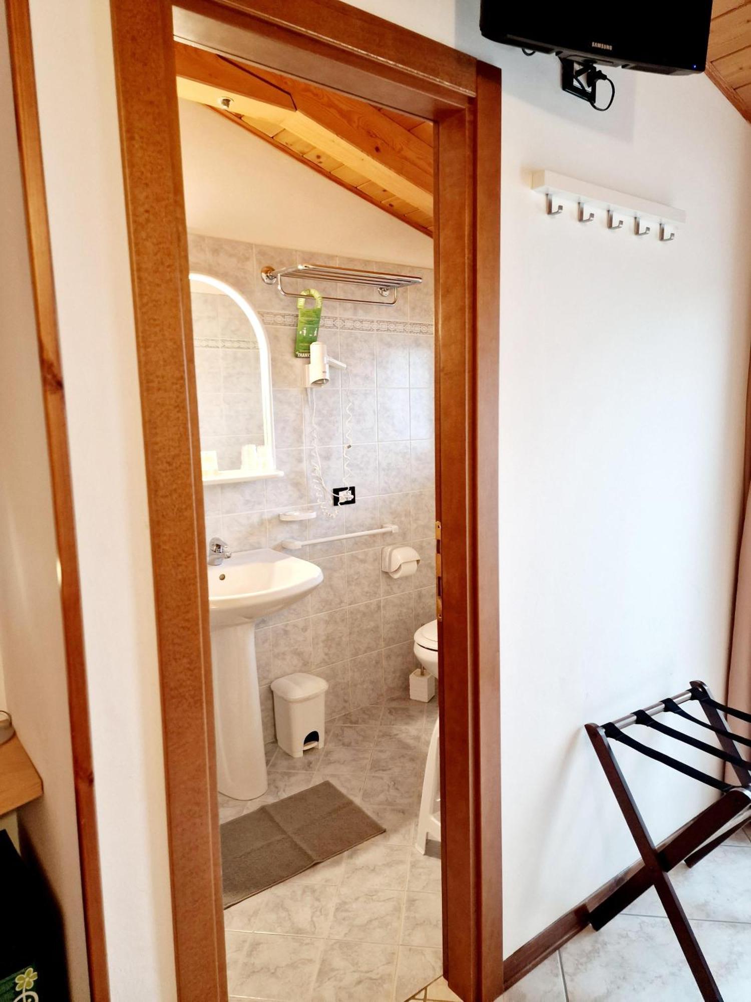 Hotel Orchidea Lignano Sabbiadoro Ngoại thất bức ảnh