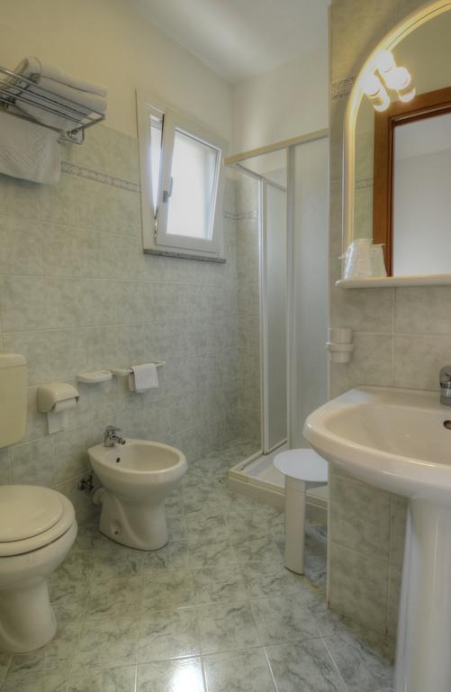 Hotel Orchidea Lignano Sabbiadoro Ngoại thất bức ảnh